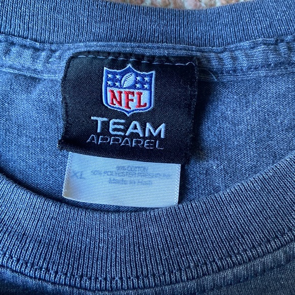 Vintage Patriots Tee - Picture 5 of 5